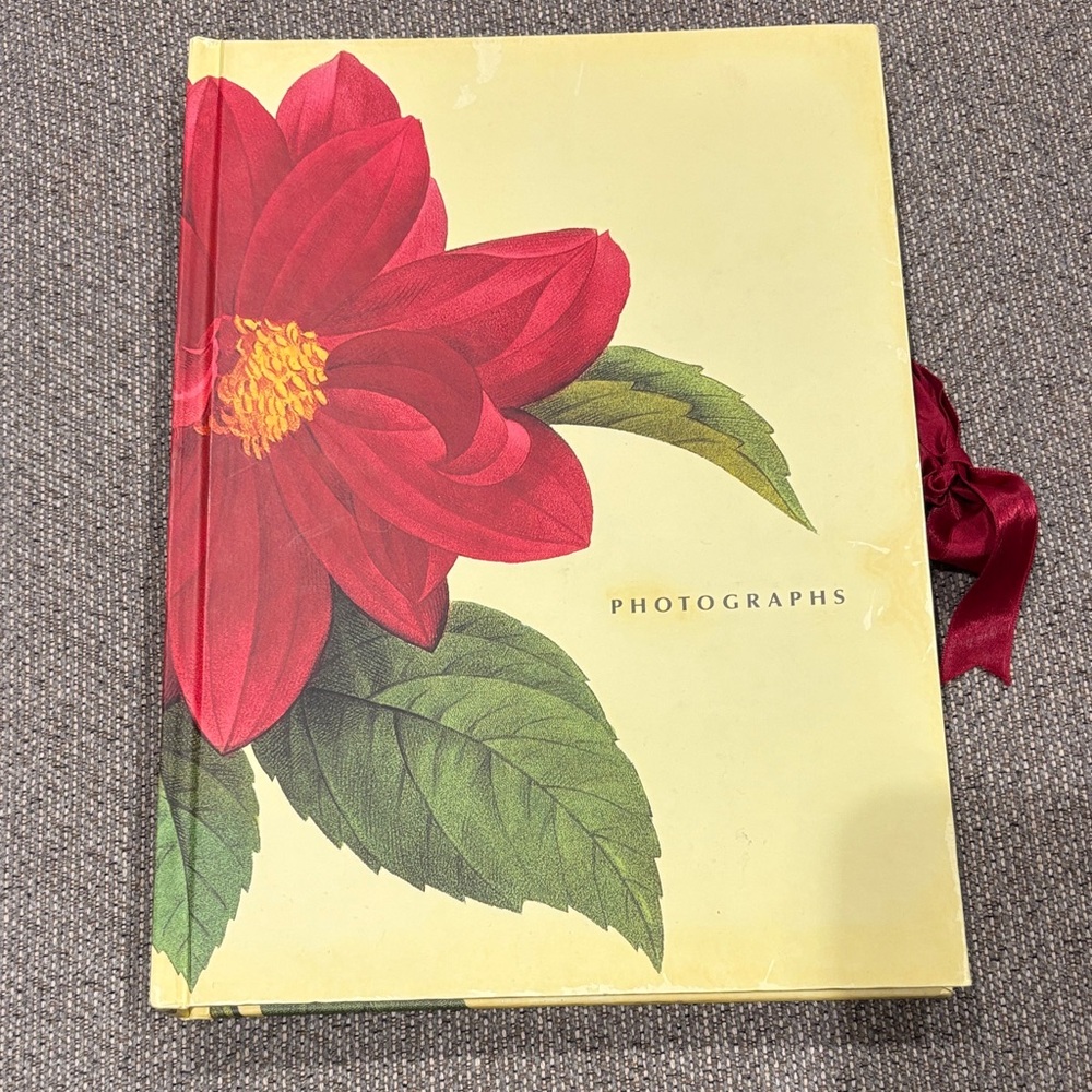 Elegant Red Floral Photograph Album